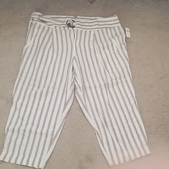 Anthropologie Pants - Anthropologie linen pants